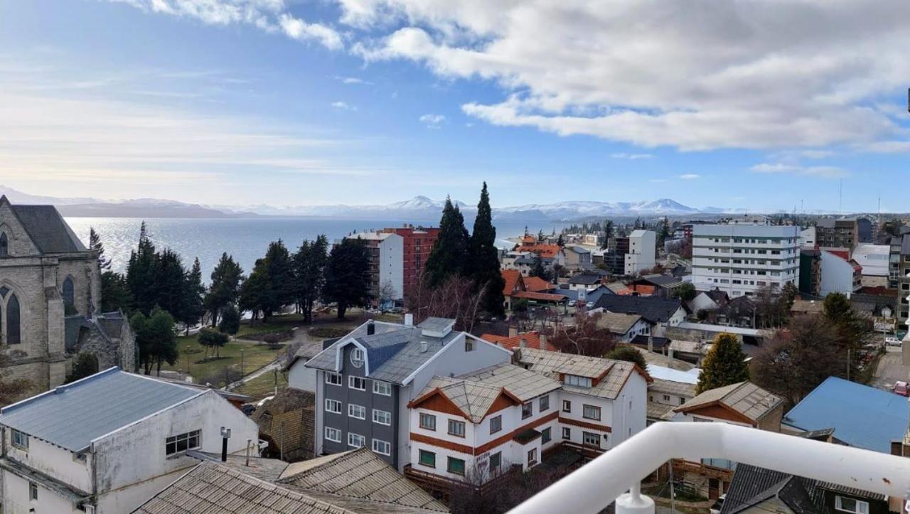 Deleitate Con Las Vistas Al Lago Y Montanas En El Centro De Bariloche Apartment Exterior photo